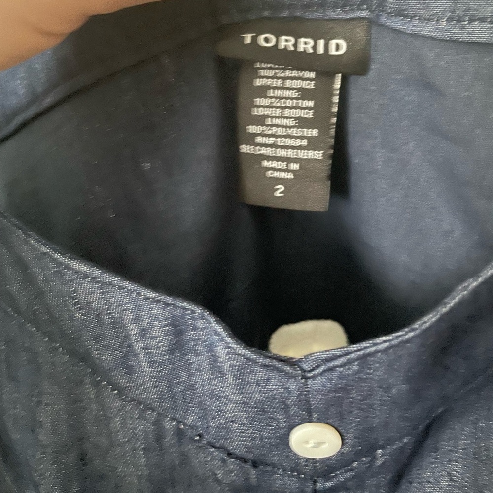 Torrid top - Picture 3 of 9